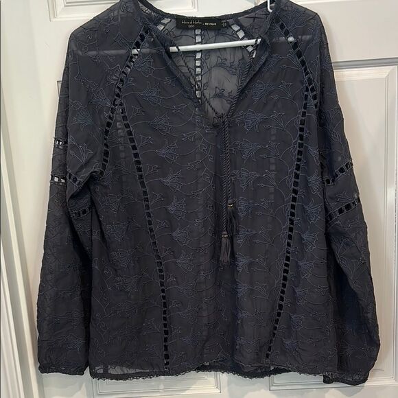 House of Harlow 1960 x  revolve top gray lace, cut out size oversized small - Picture 2 of 7